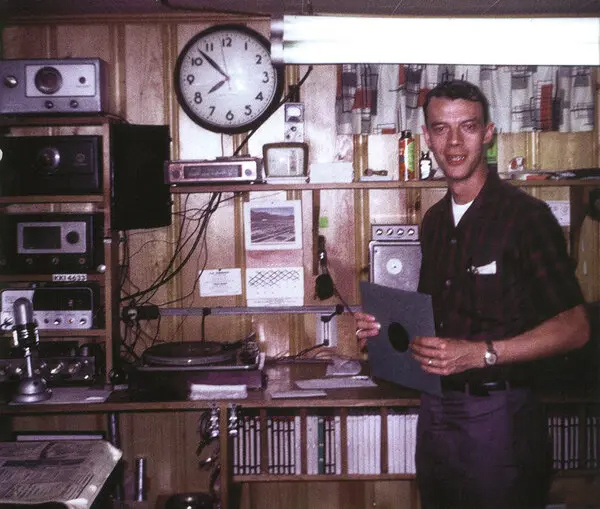 Joe Bussard with a 78 from his basement collection